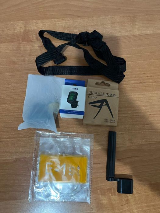 Укулеле маленьки гитара