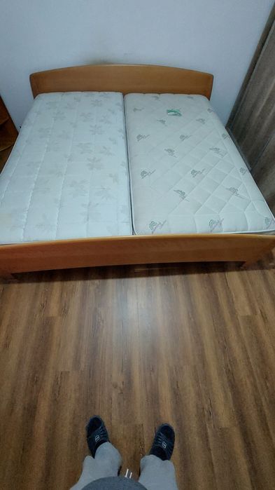 Pat 200/200 si Somiera metalica +saltea 140/200