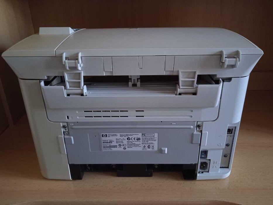 Многофункциональный принтер HP LaserJet M1120 MFP