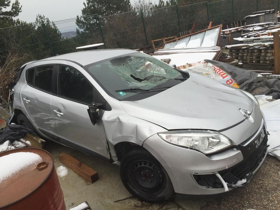 Renault Megane 2014 - части