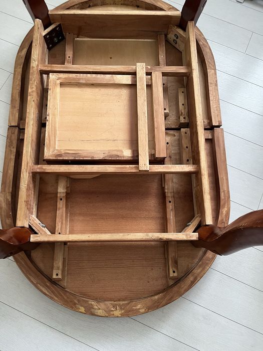 Стол кухонная хорошая !