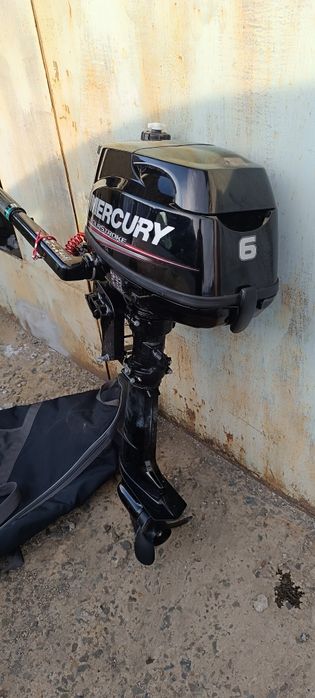 Лодочный мотор Mercury 6