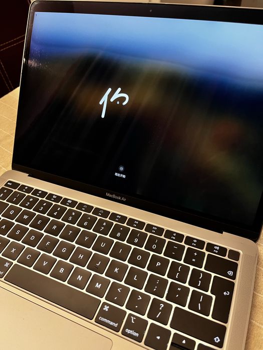 MacBook Air Retina 13-inch, 2018, 128gb + адаптер