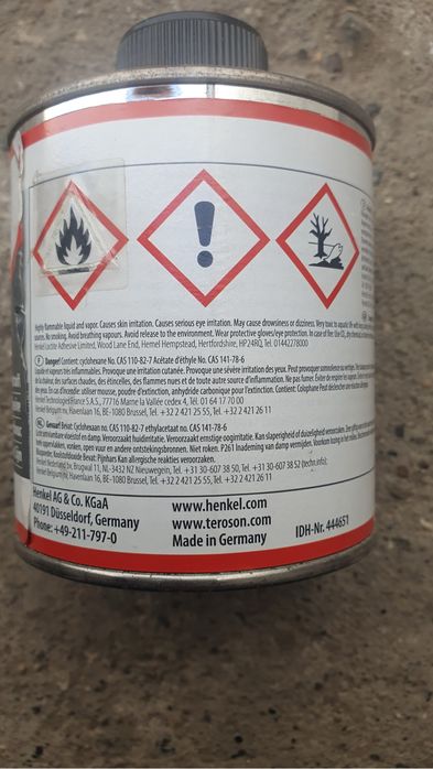 Продам клей суперклей все клеит качество универсальный