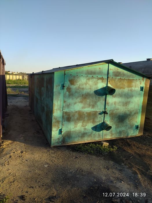 Металлический гараж