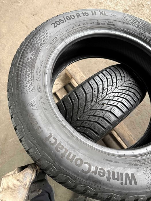 # 2x Anvelope iarna 205/60 R16 - Continental Winter Contact TS870 XL