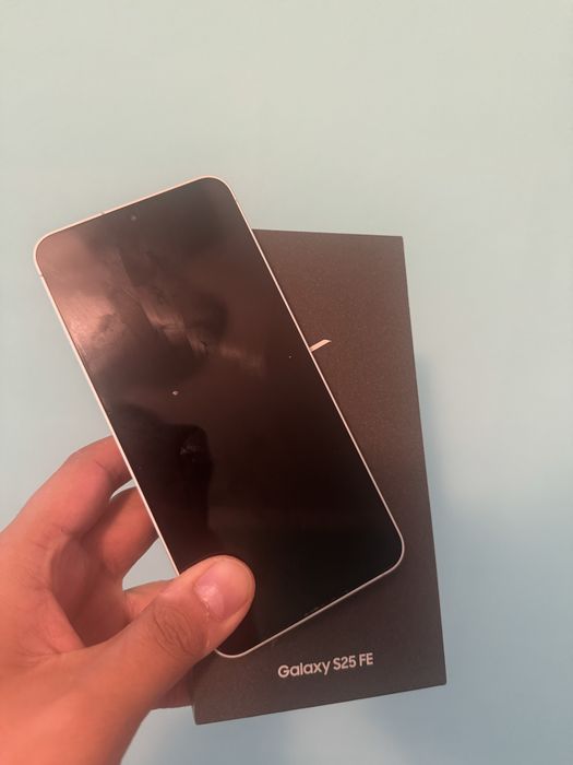 Продам samsung s25 fe 256 gb