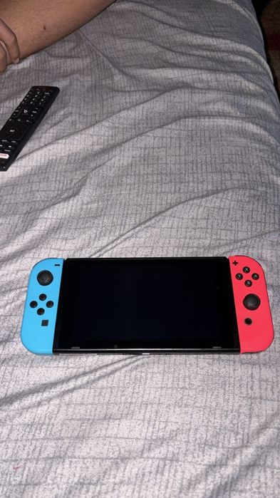 Nintendo Switch V2+fifa2024