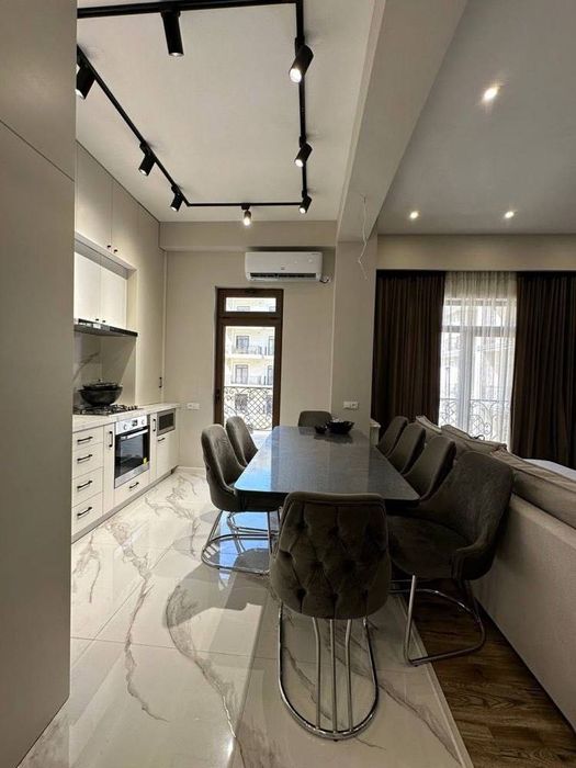 Boulevard Продается 2 комнатная квартира ремонт Ташкент сити