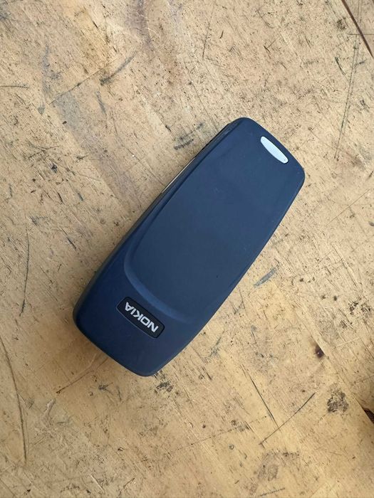 nokia 3310 albastru cu muzica fata spate lateral deosebit de frumos