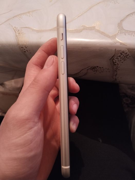 I Phone 11 / 128гб