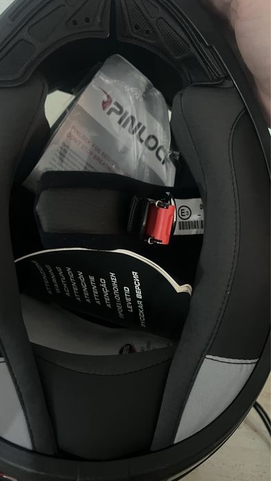 Продается шлем 2 шт