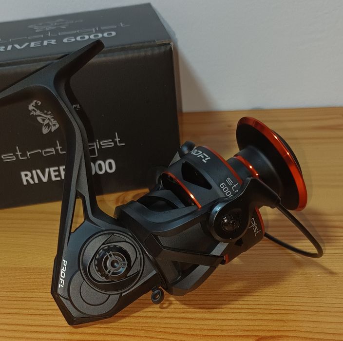 Mulineta FL STRATEGIST RIVER 6000 10Rulmenti