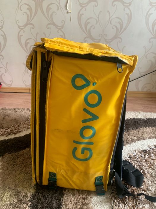 Продаются сумка.