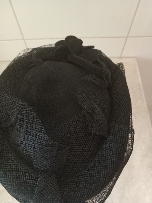 Женская фетровая шляпки