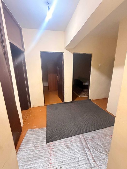 3х комнатная квартира в кирпичном доме 77-серия, Военный городок