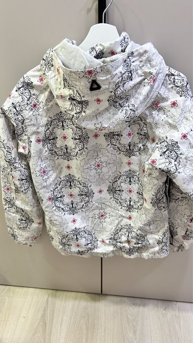 Спортивная куртка зима