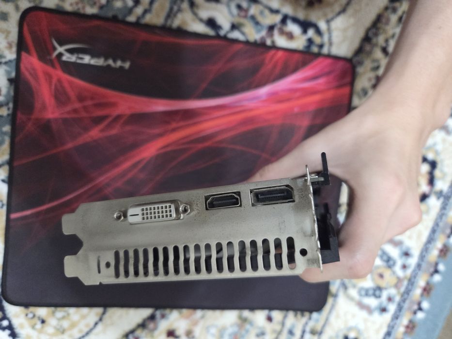 Продам видеокарту RX560