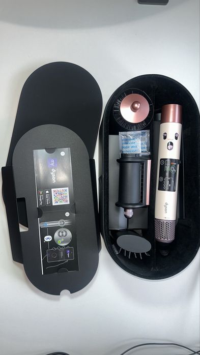 Dyson Airwrap i.d. оригинал, состояние идеал, с коробкой.