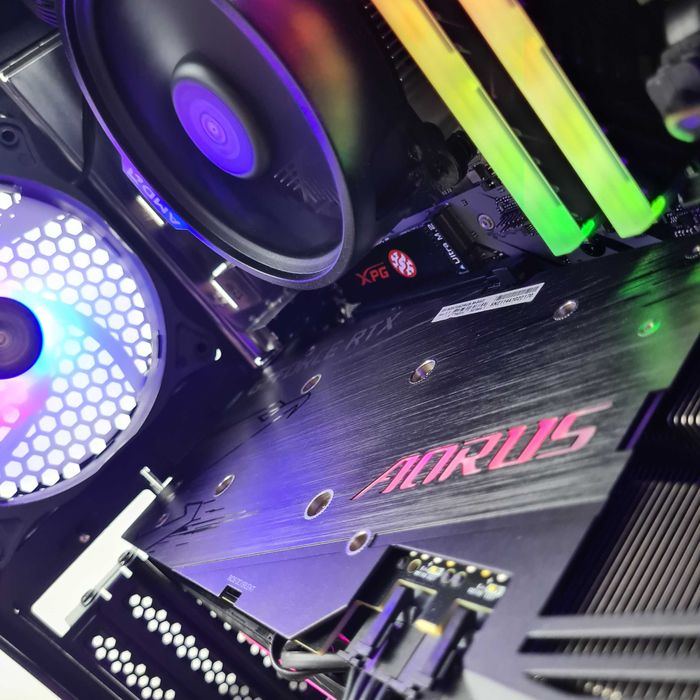 Компютър За Игри! RTX 5060, AMD Ryzen 5 5600, SSD 500GB, 16 RAM