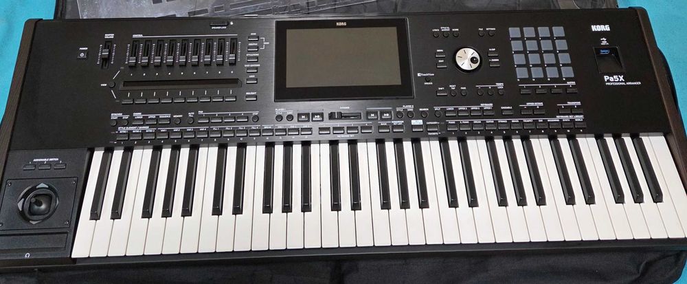 Продавам Korg Рa5X
