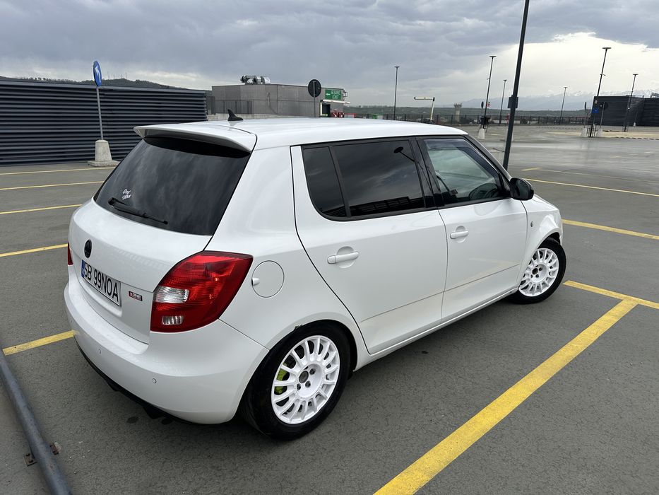 SKODA Fabia 2010 — imagine 3