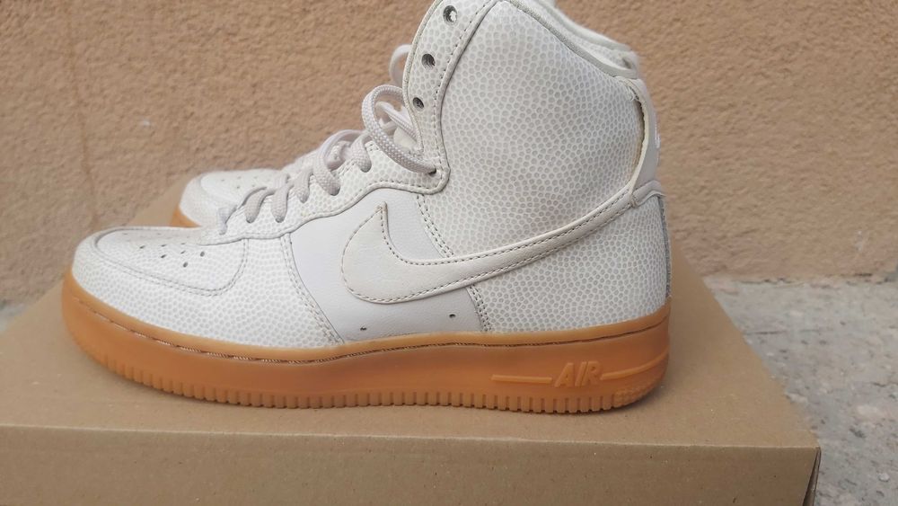 Nike Air Force 1 Hi Se  - Номер 37.5