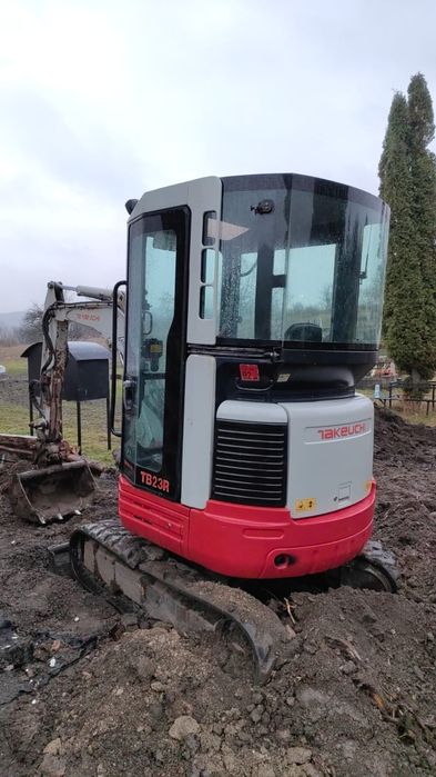 Escavator ,Betoane , bobcat ,canalizari ,nivelari,constructi,bascula ,