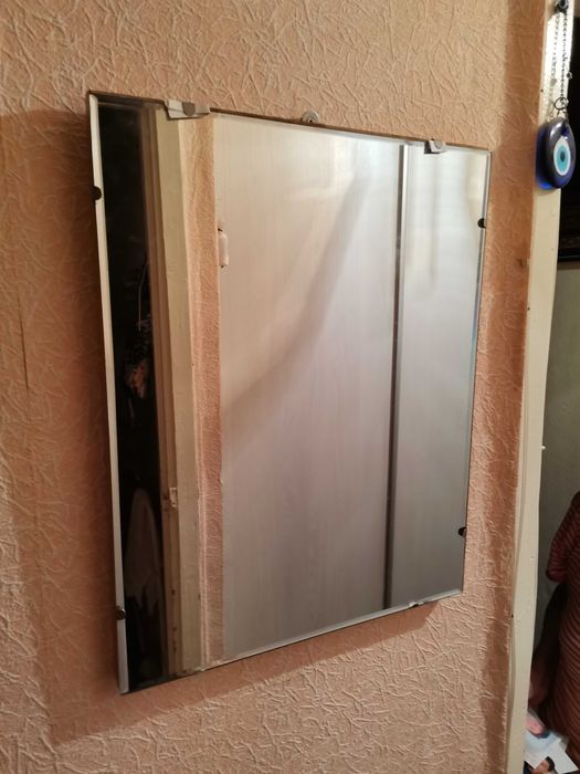 Продам зеркало в хорошем состоянии