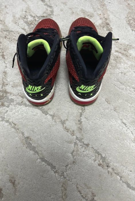 Adidasi Nike-jordan