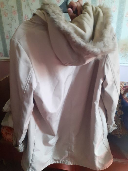 Плащ и куртка женская