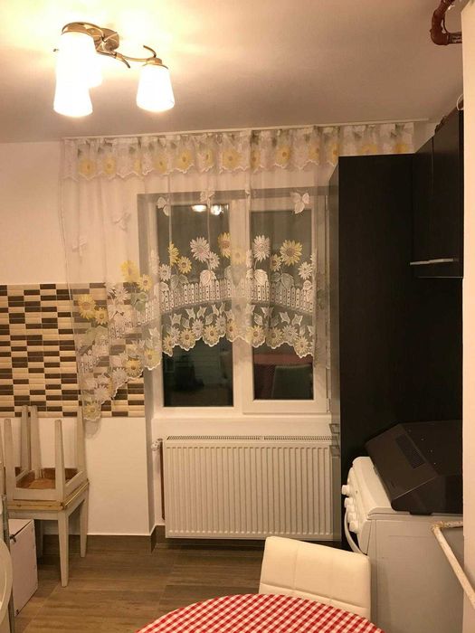 Inchiriez apartament Arad