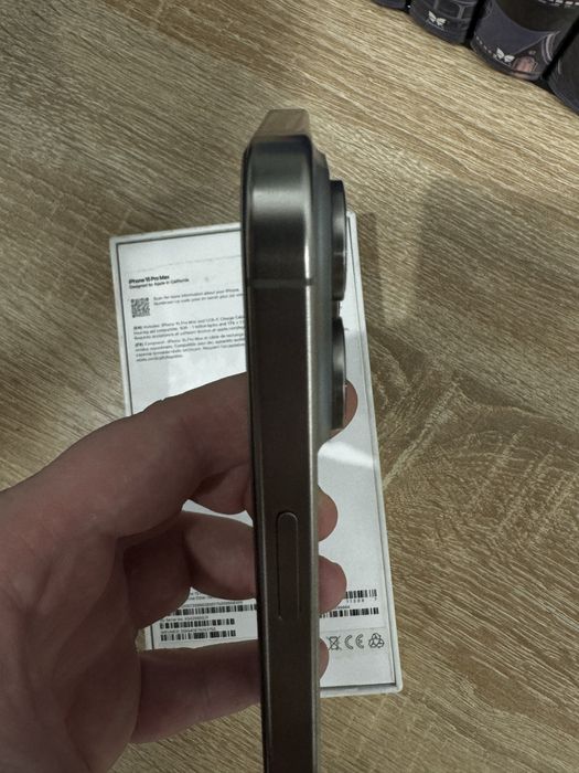Продам Iphone 15 pro max