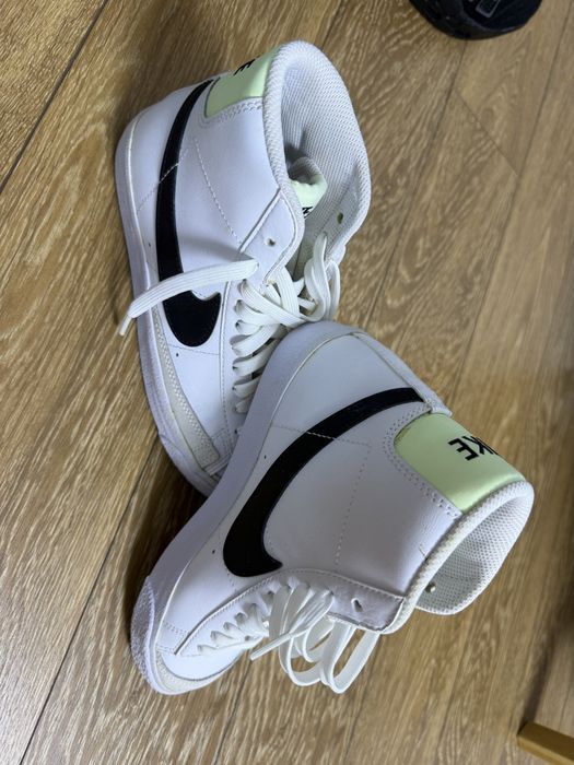 Adidasi nike jordan , air