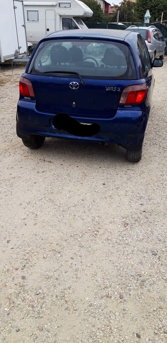 Toyota Yaris 1.0 VVTI 2002 г само на части