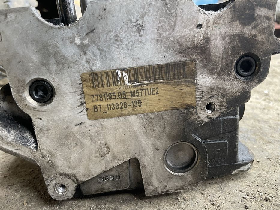 Глава BMW /бмв  77885649 BMW X5 (e53) M57TUE2