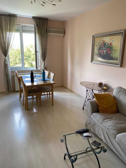 Дава се под наем Двустаен апартамент в София, Център - 75 кв.м за 750 € - Снимка #11