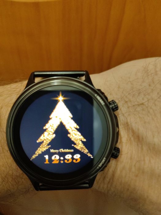 Смарт часы новые.