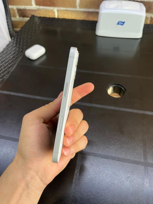 iPhone 16 айфон 16