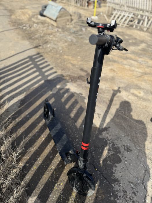 Электро-самокат Tribe