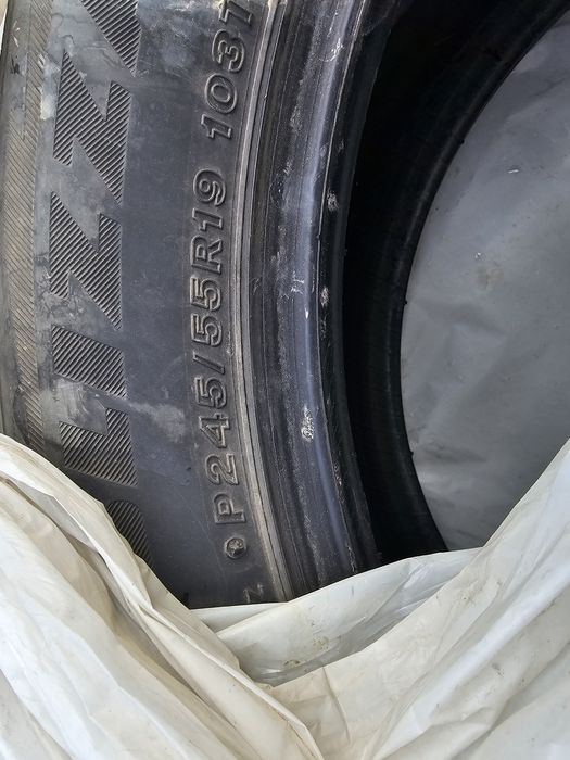 Продам резины Blizzak