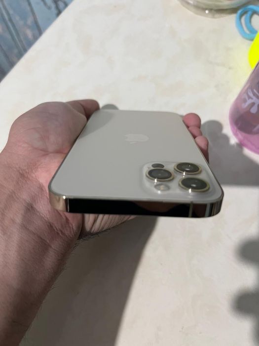 Айфон 12 про 128 гб IPhone 12 pro хорошом состояний