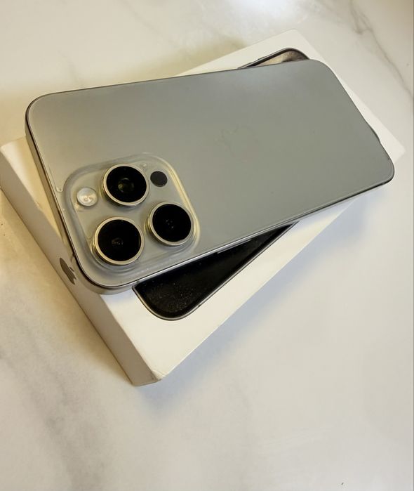 IPhone 15 Pro Max 256 Gb - impecabil