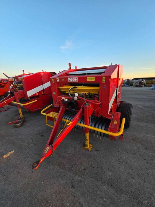 Пресс-подборщик Metal-Fach в хорошим состояний