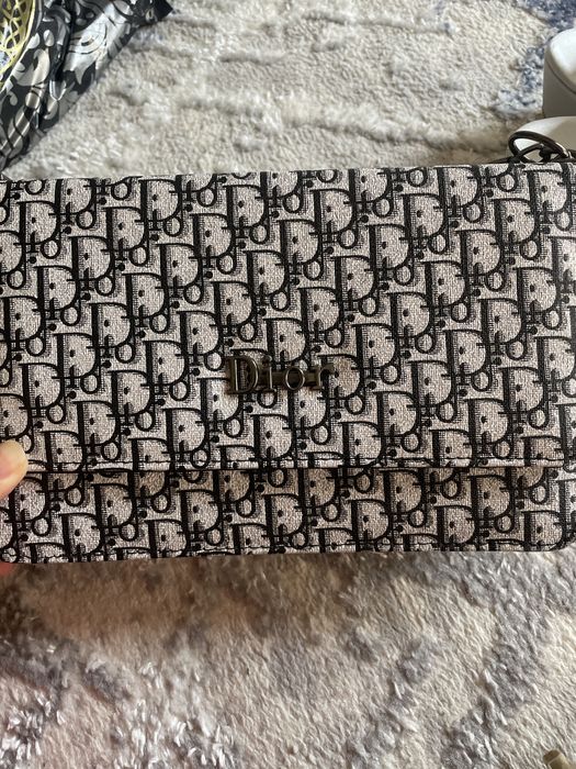 Dior sumka sotiladi yangi umuman iwlatilmagan