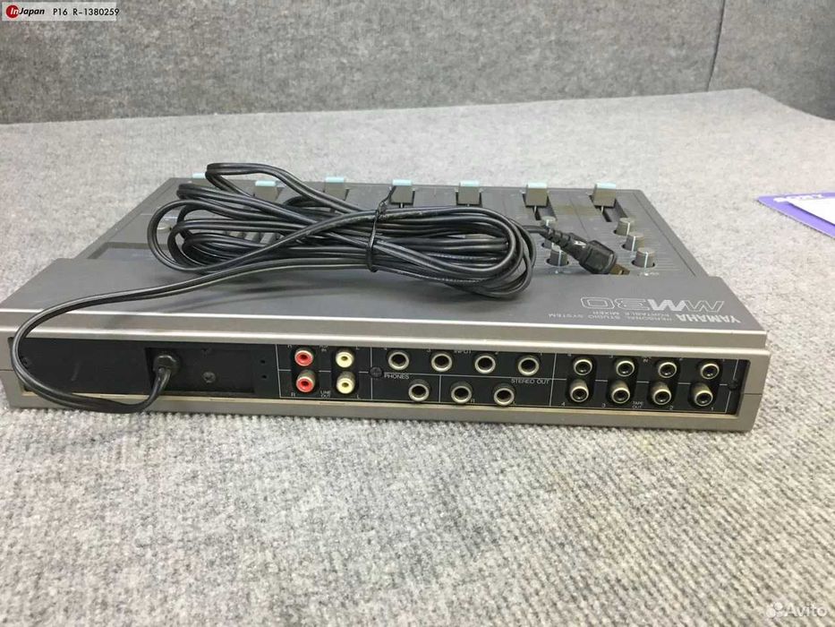 Yamaha MM30 винтажный аналоговый микшер