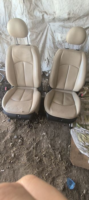 Салон на Мерседес