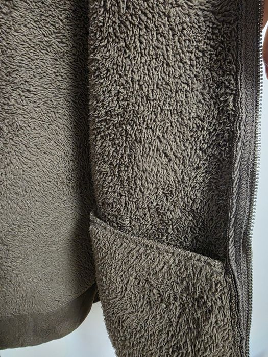 Велурено Reserved яке/палто