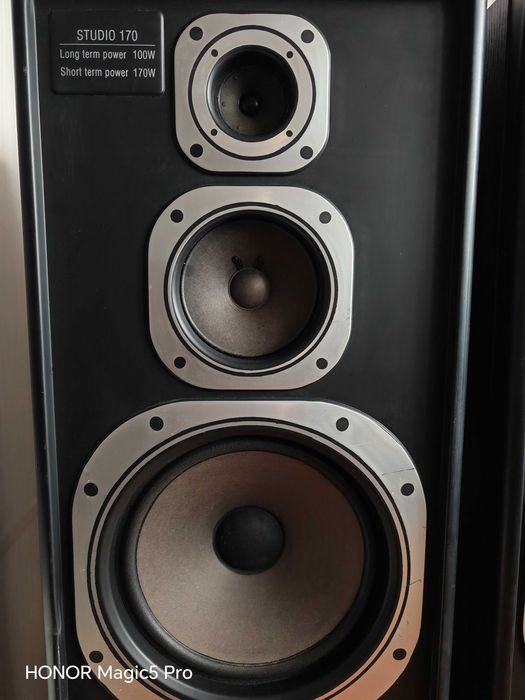 Тонколони Jamo Studio 170