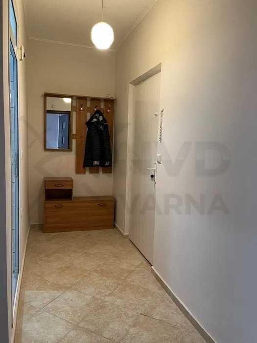 Двустаен апартамент в Автогара! 21703332